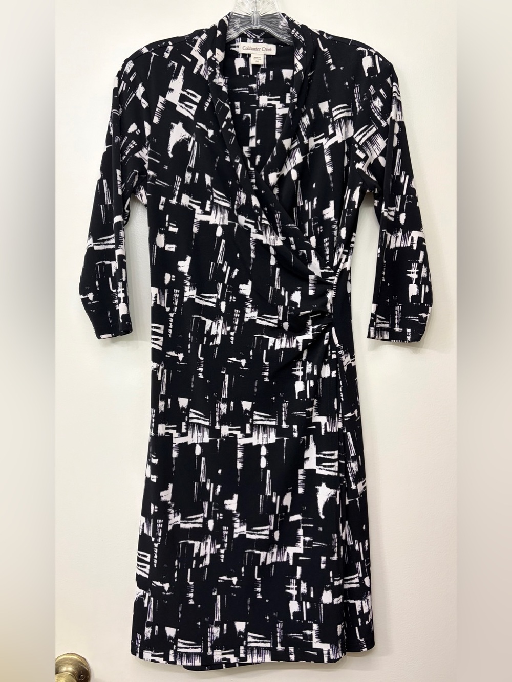 Coldwater Creek Black and White Abstract Faux-Wrap Dress Size P6 NWOT